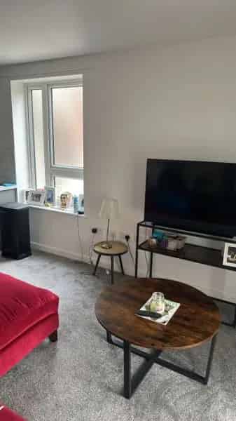 Modern 2-Bedroom New Build Apartment with Balcony and Parking