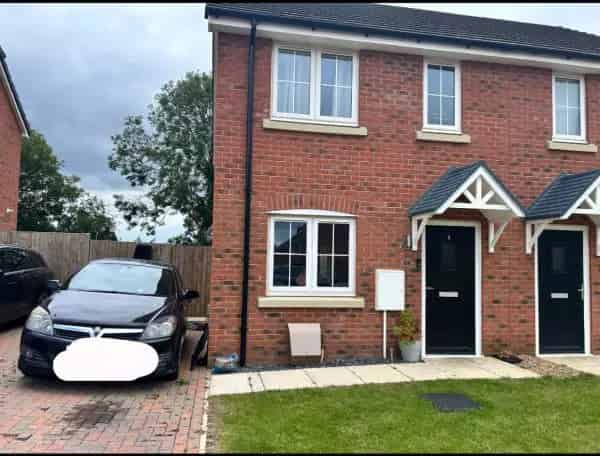 2 Bed House Near A1 A52 Quiet Village Large Garden