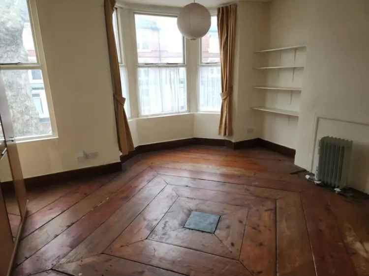 3/4 Bedroom Semi-Detached House for Sale Nottingham NG7