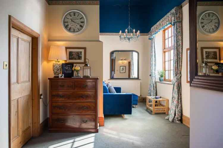 4 Bedroom Furnished Cottage To Let Goldsborough