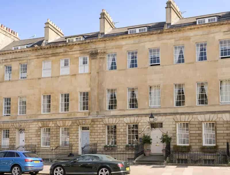 13 bedroom terraced house for sale