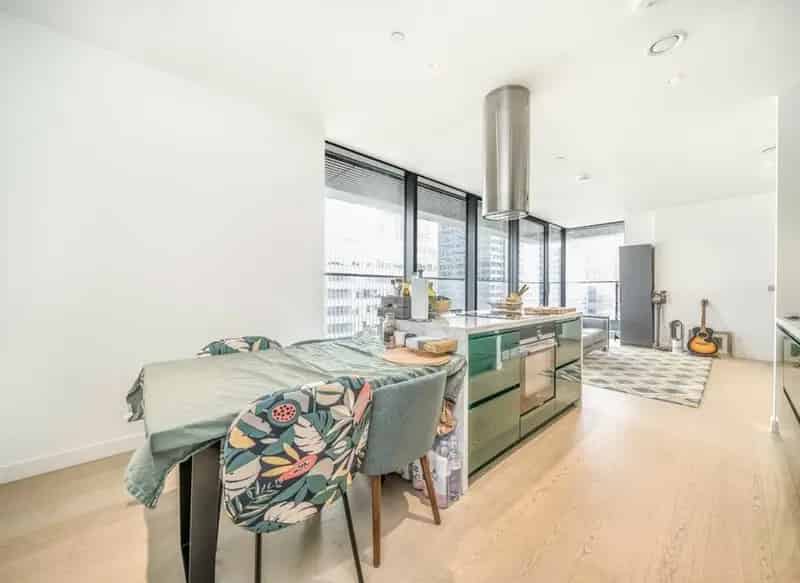 One Bedroom Home in Bagshaw Building Canary Wharf