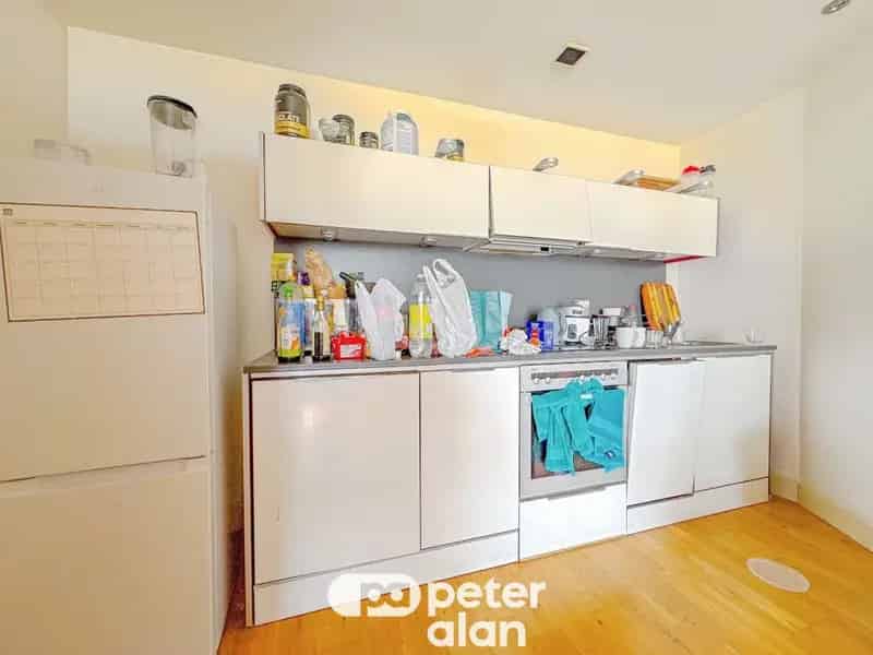 1 Bedroom City Centre Apartment - Altolusso Building