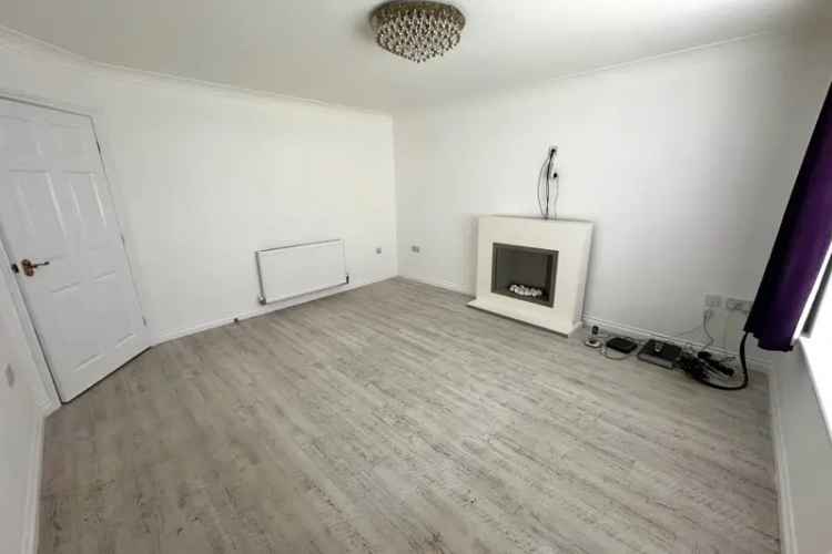 Four Bedroom Detached House with En-Suites and Garage