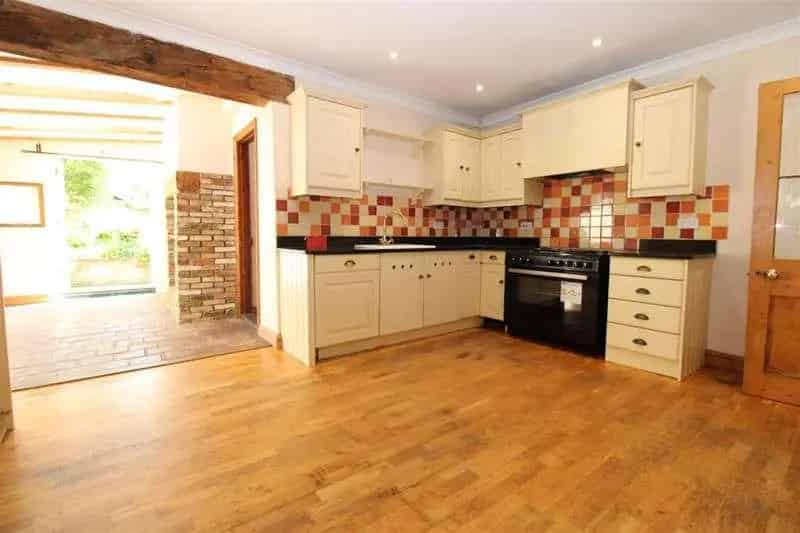 2 Bed Character Cottage for Sale Great Missenden