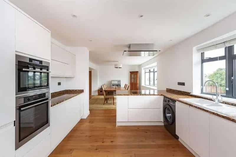 3 Bed Detached Bungalow for Sale Large Garden