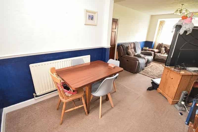 3 Bedroom House For Sale Solihull No Upward Chain