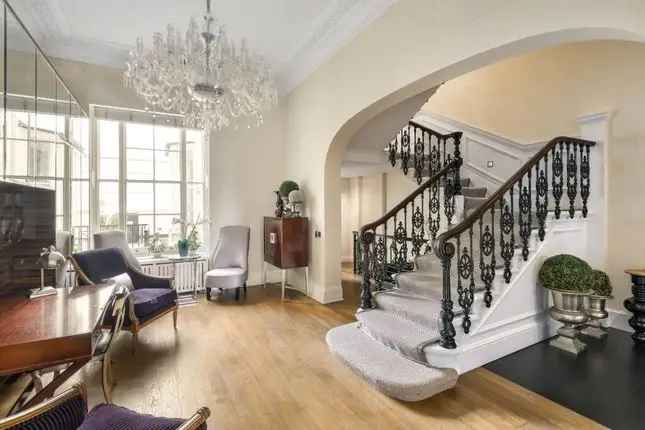 End terrace house to rent in Princes Gate, Kensington, London SW7