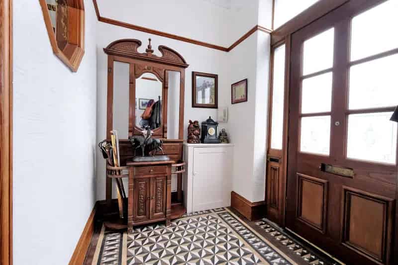 6 Bedroom Detached Granite House West End Aberdeen