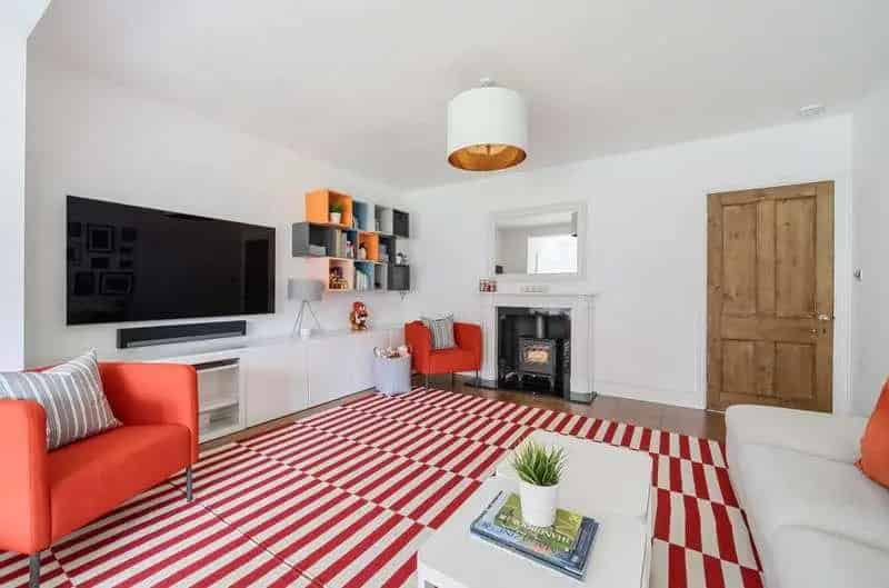 5 Bed House for Sale near Woking Station