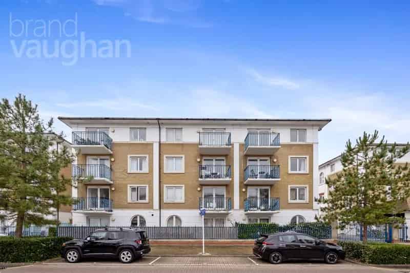 2 Bedroom Flat for Sale