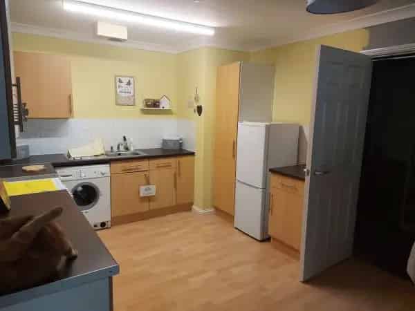Large 1 Bedroom Flat Watton Own Parking Freshly Decorated