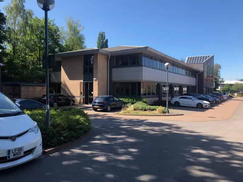 Modern Ground Floor Office Space Wokingham