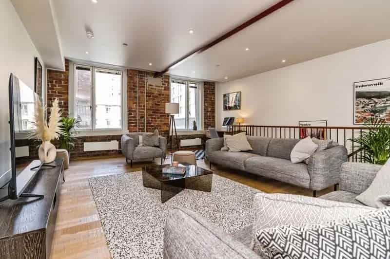 2 Bedroom Duplex Apartment for Sale Manchester M4