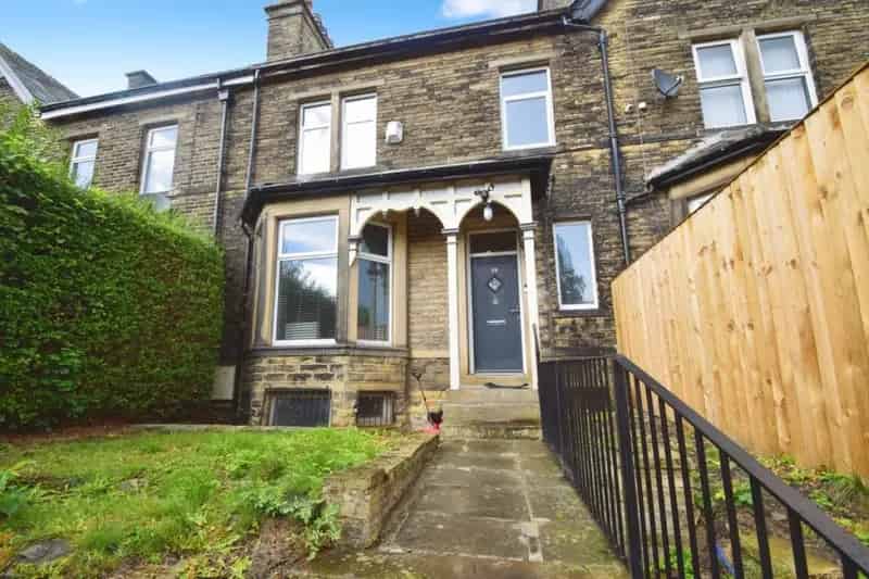 4 bedroom House
 For Sale