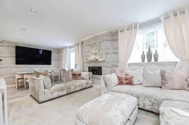 4 Bedroom Detached House For Sale Grenoside Sheffield