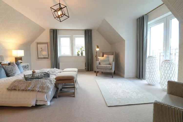 4 Bedroom Detached House with Double Garage and En-Suite