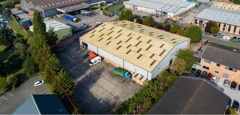 Detached Industrial Unit with High Eaves and Secure Yard