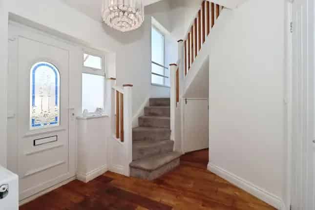 3 Bedroom Semi-Detached House for Sale in Bristol BS7