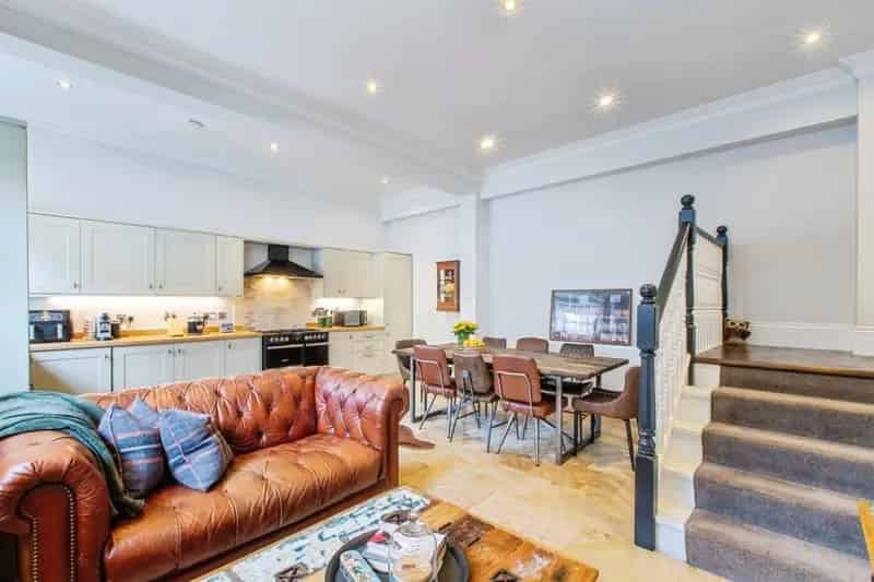 Grade II Listed 3-Bed Character Home with Modern Updates