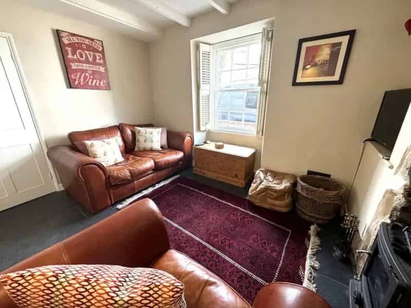 2 Bedroom House To Rent