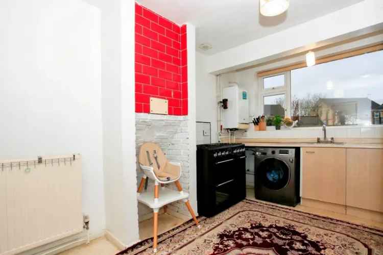 Pretty 2 Bedroom Bungalow Dogsthorpe