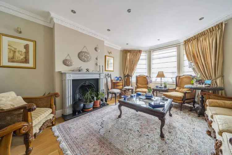 4 Bedroom Semi-Detached House for Sale Near Acton Station