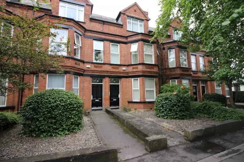 Studio Apartment in Stranmillis Village South Belfast