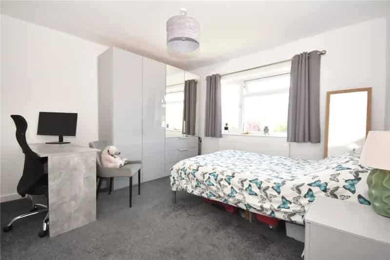 Three Bedroom Semi Detached House Kippax