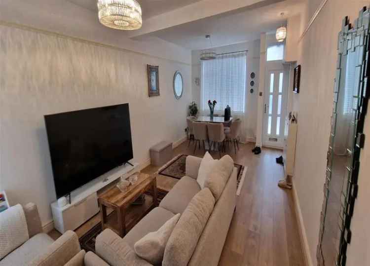 4 bedroom terraced house for sale