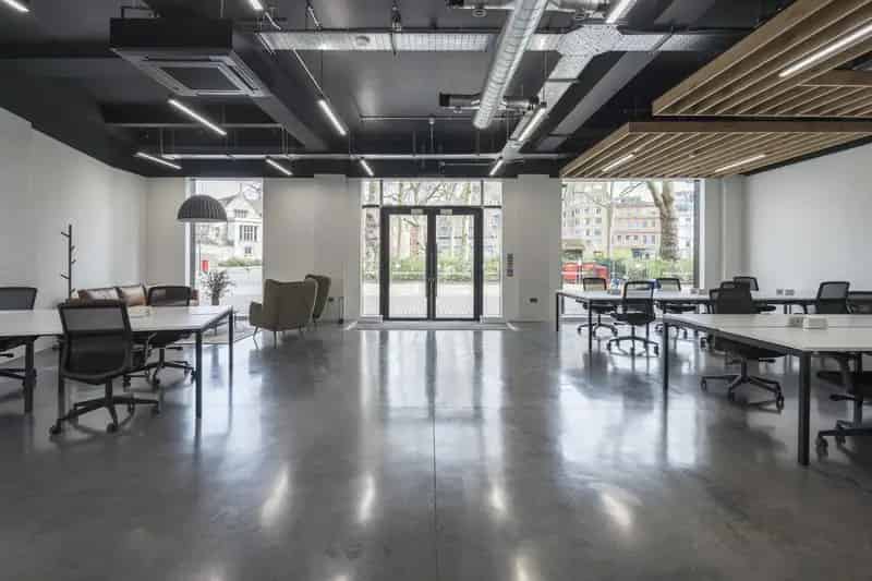 Ground Floor Showroom Office Farringdon High Ceilings Great Views