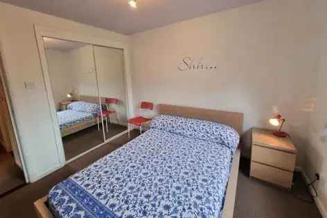 1 Room Flat 58m² Aberdeen Furnished Electric Central Heating