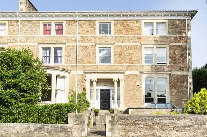 3 Bedroom Apartment to Rent