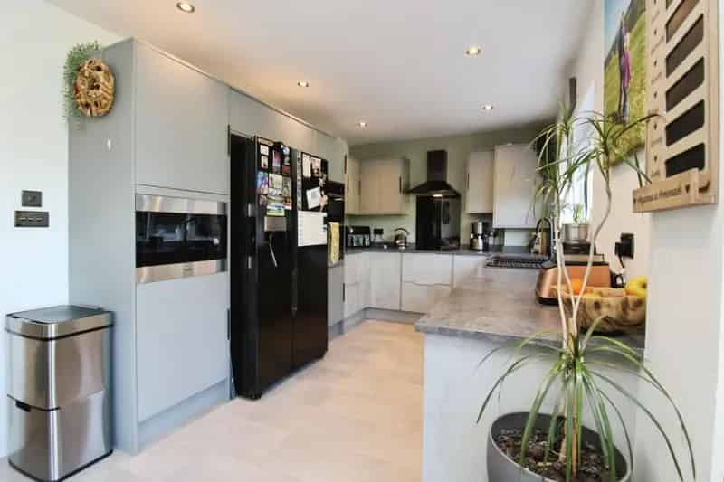 3 Bedroom Dormer Bungalow For Sale