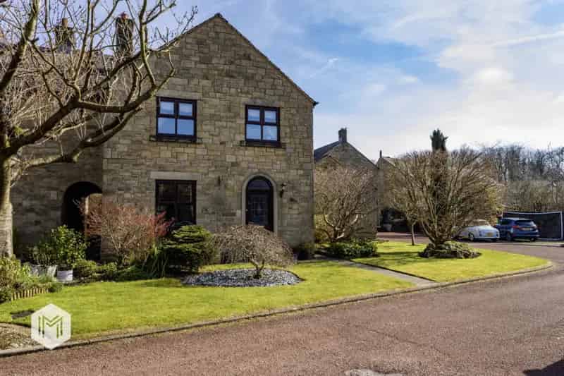 3 Bedroom Link Detached House For Sale