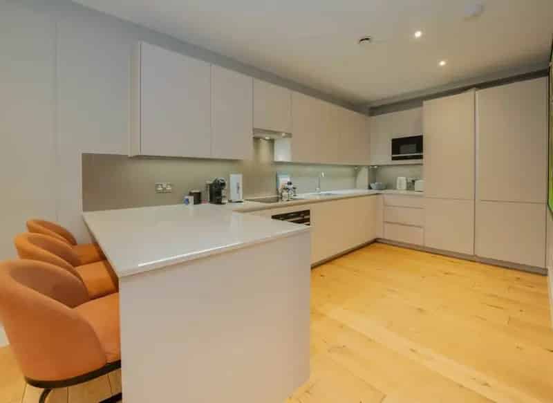 3 Bed Split Level Flat Maida Vale Modern Development