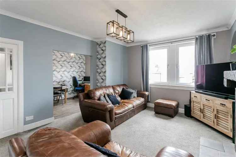 2 Bed Upper Villa Falkirk Stylish Modern Family Home