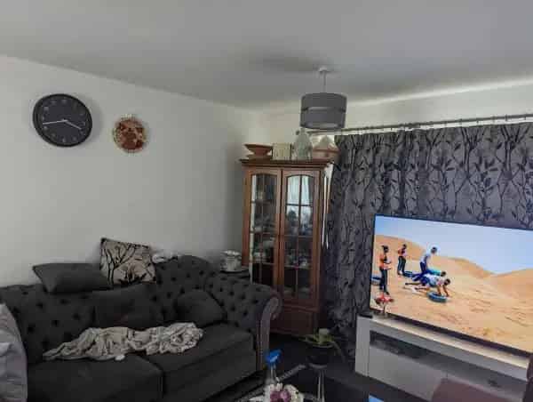 1 Bedroom Ground Floor Flat City Center Disability Access Private Parking