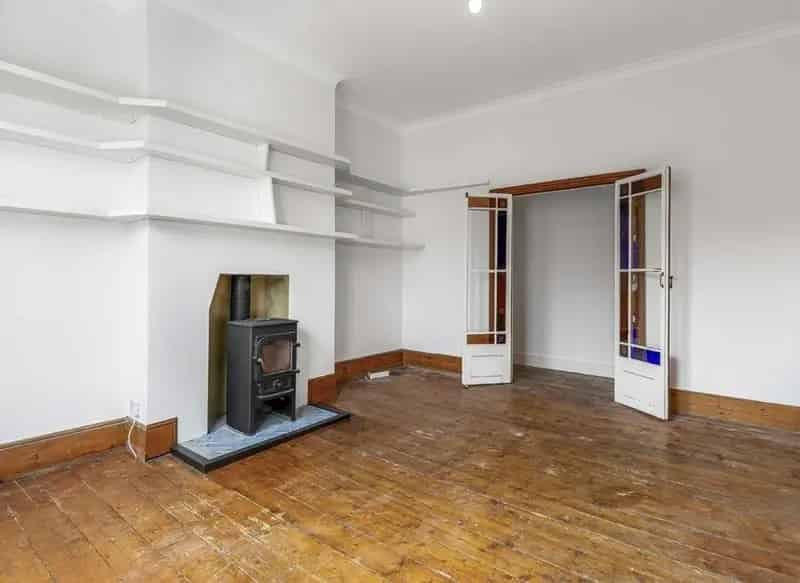Rare 4-5 Bedroom Victorian Edwardian House Bushey Hill Road