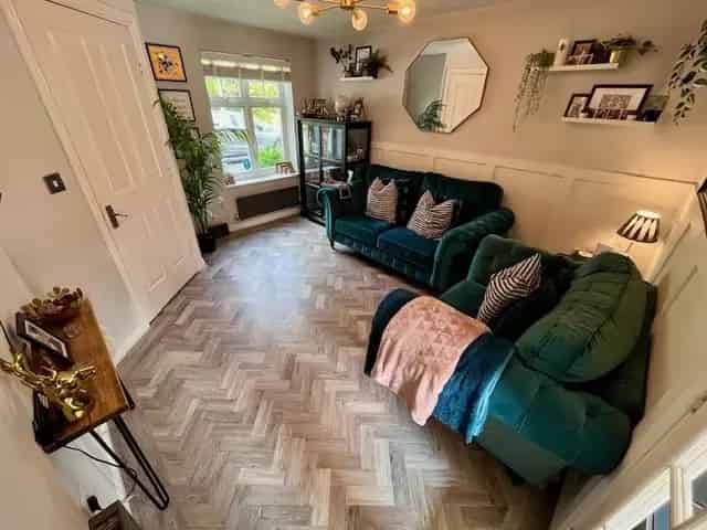 Four Bedroom House Kings Norton Kings Heath Modern Family Home Garage Driveway Parking En-Suite