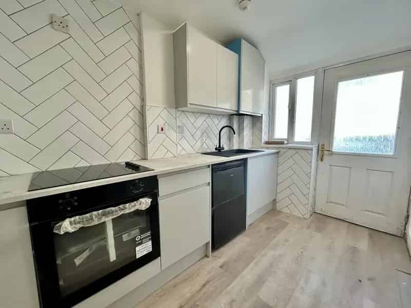1 Bedroom Flat to Rent in Roath