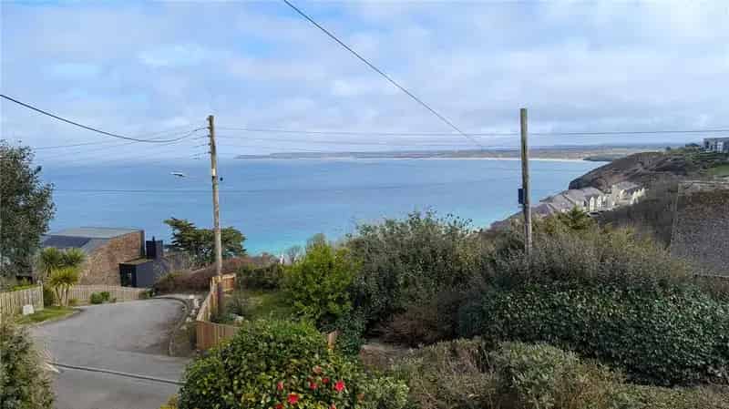 3 Bedroom Detached House with Panoramic Sea Views
