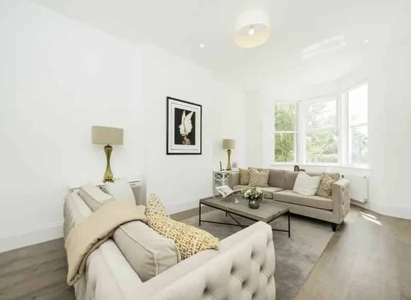 Stylish 4 Bedroom House West Hampstead Chain Free
