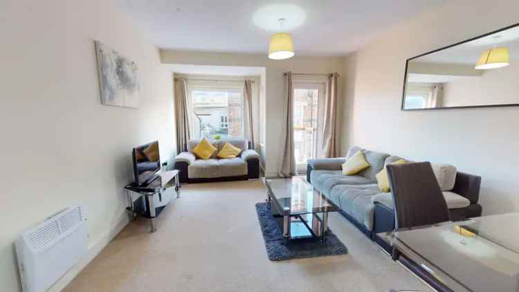 Apartment For Sale in Cheltenham, England