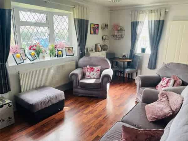 3 Bedroom House Near Schools and Amenities