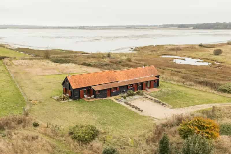 Eight-Bedroom House with Two Four-Bedroom Barns in Suffolk