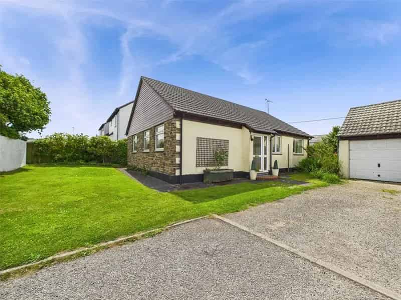 3 Bedroom Bungalow for Sale