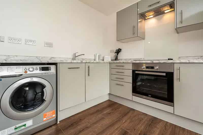 Liverpool L2 Studio Apartment for Sale - Zero Ground Rent