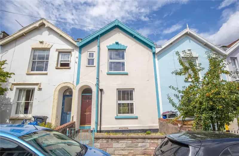 3 Bedroom Terraced House for Sale Gloucester Road