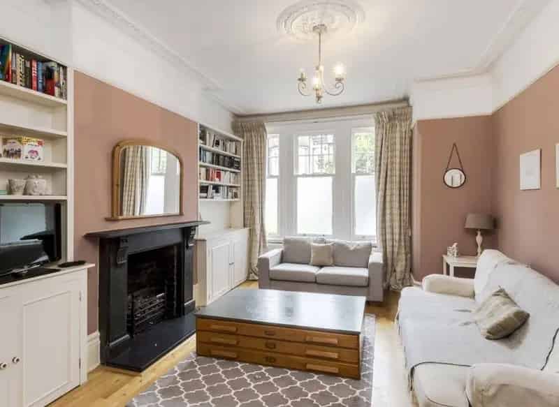 Five Bedroom House with Large Reception Room and South-Facing Garden